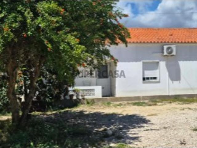 Quintas e casas rústicas T4 em Tunes
