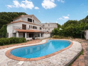 Casa à venda em Alhandra São João dos Montes e Calhandriz - Piscina