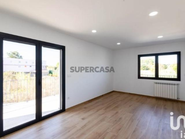 Quintas e casas rústicas T4 em Arcos e Mogofores