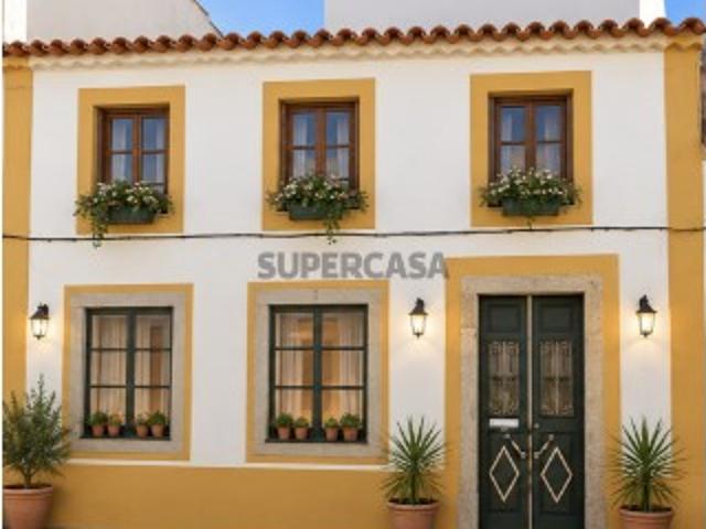 Quintas e casas rústicas T4 em Arez e Amieira do Tejo
