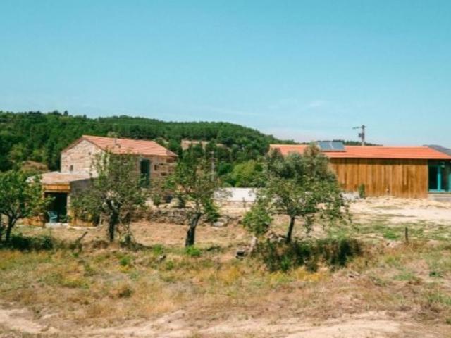 Quintas e casas rústicas T4 em Juncais, Vila Ruiva e Vila Soeiro do Chão