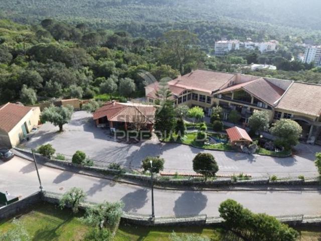 Quintas e casas rústicas T4 em Minde