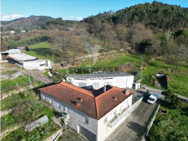 Quintas e casas rústicas T5 em Souto Santa Maria, Souto São Salvador e Gondomar