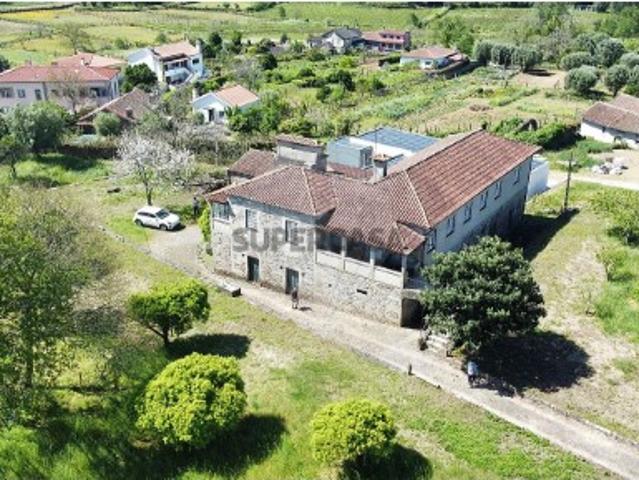Quintas e casas rústicas T6 em Arca e Ponte de Lima