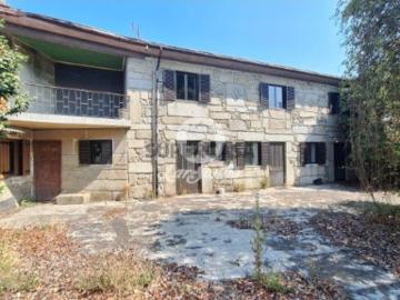 Quintas e casas rústicas T6 em Novais