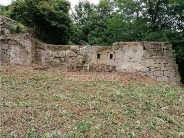 Quintas e casas rústicas T7 em Paços de Gaiolo