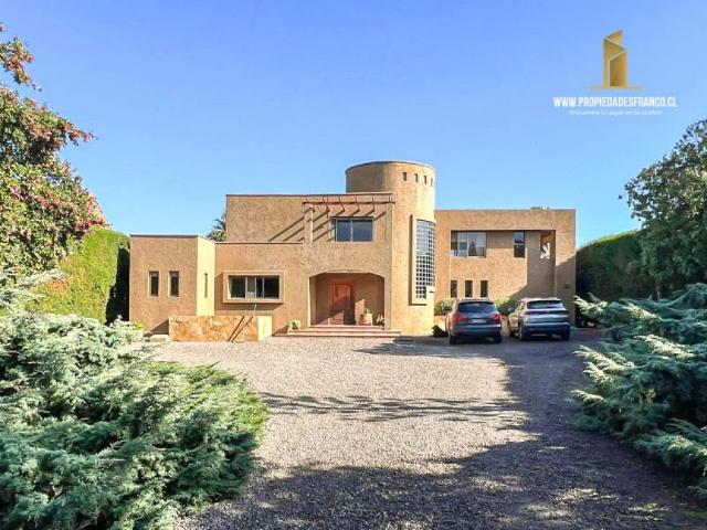 Quintero Vende Exclusiva Casa Con Piscina Campomar IV