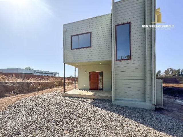 QUINTERO. ARRIENDO CASA DE 2 PISOS A ESTRENAR. SANTA ADELA
