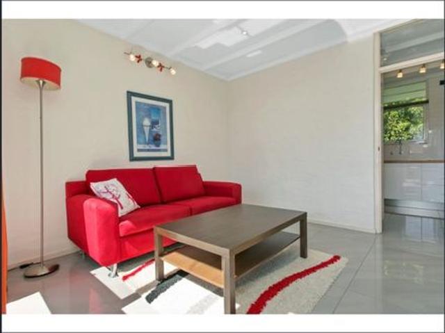 Quintessential Leabrook living in one of the most stunning leafy streets