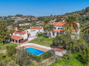 Quintinha com várias habitações em Vila Franca de Xira 232m² Vila Franca De Xira