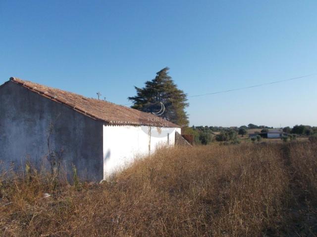 Moradia em Terreno de 3.310 m2