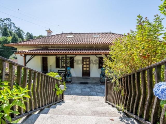Quintinha em Caminha | Piscina | 4 Quartos + T1 Independente | Potencial Turístico