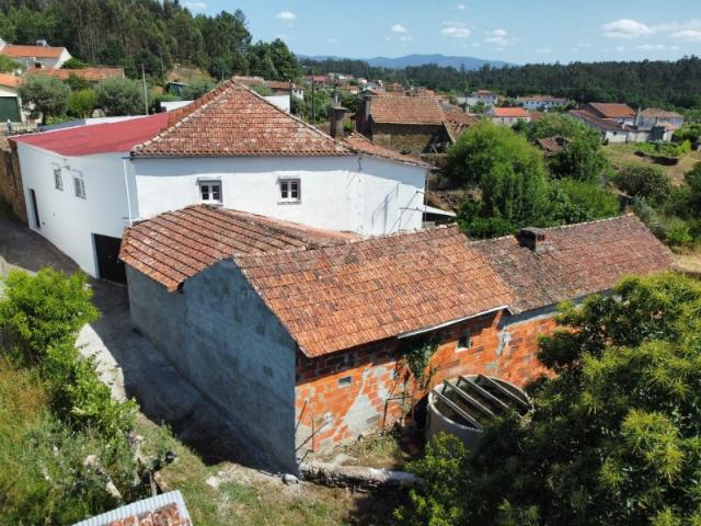 Quintinha para Venda em Castanheira Mouronho, Tábua