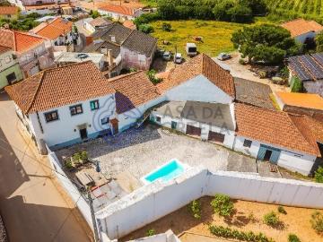 Quintinha T4 com piscina no Peral 141m² Proença a Nova e Peral