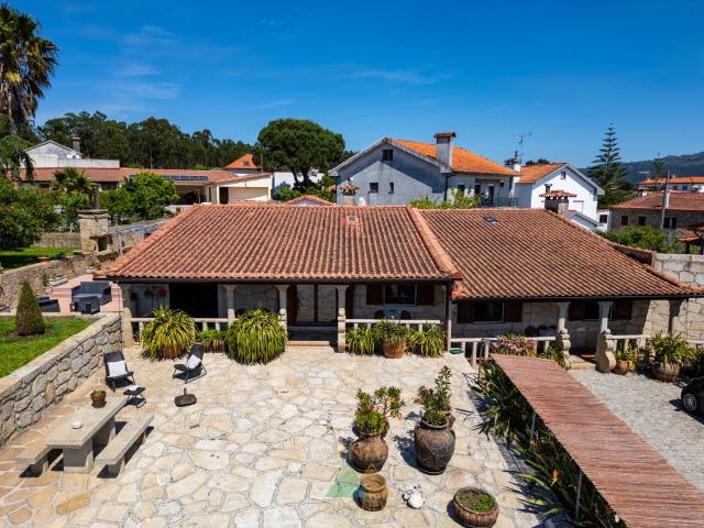 Quintinha V4 de 6017m2, tradicional, Ponte de Lima 254m² Fontão