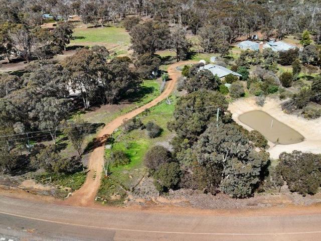Quirky Country Charm on 6,372 sqm