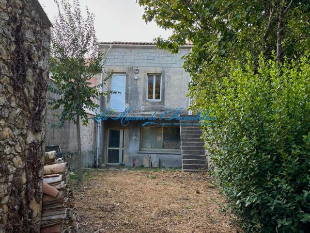 Quissac, idéal investisseur, maison de village F3/F4 plus lo. 109m² Quissac