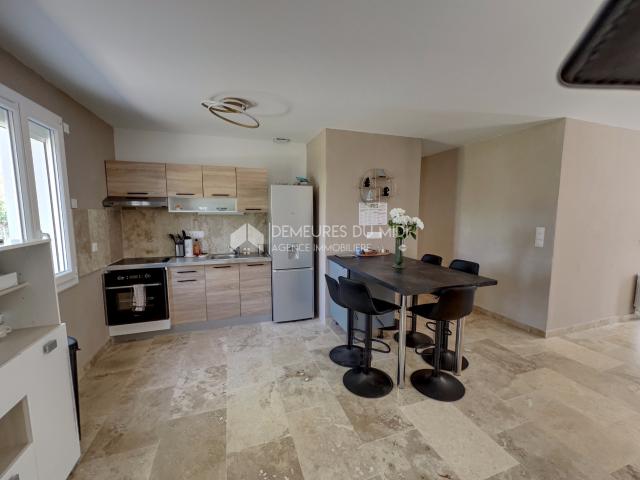 QUISSAC Villa 4 pièces 100 m2 Entièrement rénovée