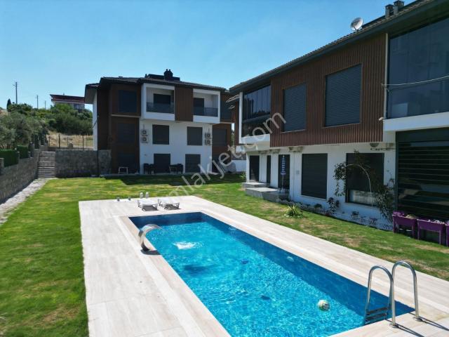 Qzen' Den Doğa İle İç İçe Havuzlu Site İçerisinde 50 M2 1+1