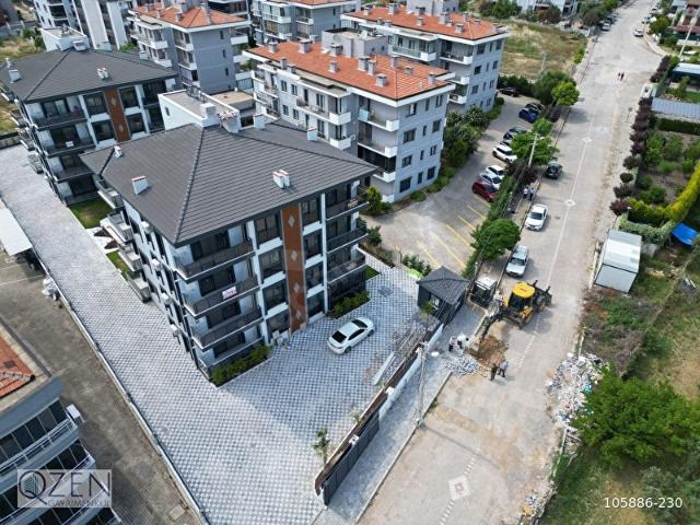 Q'ZEN DEN HAVUZLU SİTE İÇERSNDE SIFIR 100 M2 2+1 YÜKSEK GİRİŞ