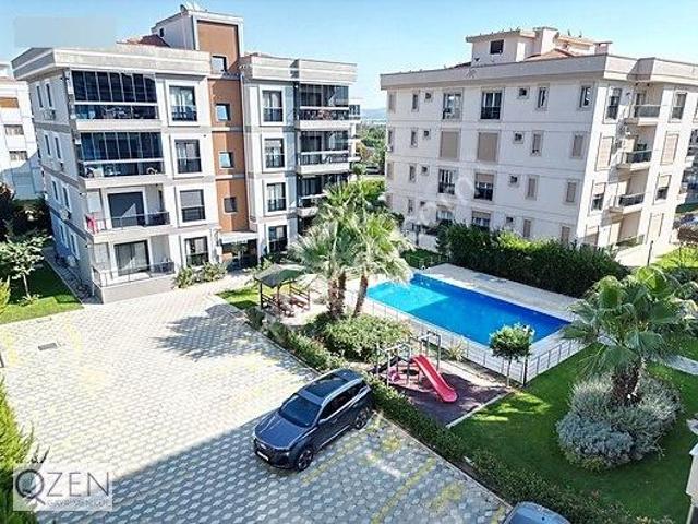 Q'zen Den Havuzlu Site İçerisinde Üç Cephe 145 M² 3+1