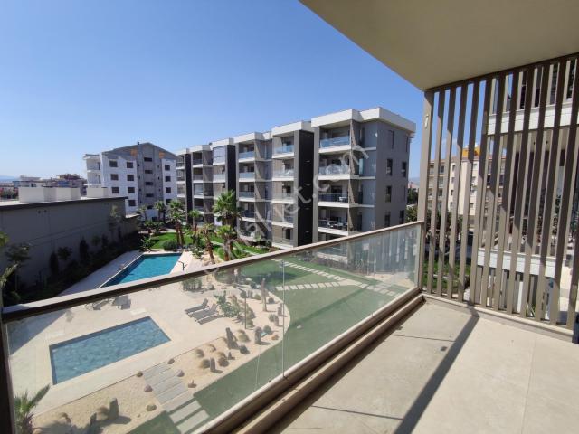 Q'zen Den Konyapı Elegans Sitesinde Arakat 95 M2 2+1
