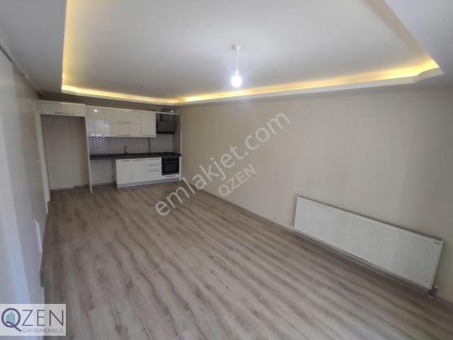Q'zen Den Merkezi Konumda Geniş 100 M2 2+1