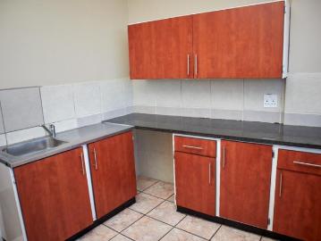 R3 400 | 1 Bedroom Apartment / Flat For Rent in Berea, Johannesburg
