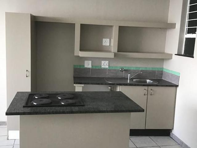 R3 700 | 2 Bedroom Apartment / Flat For Rent in Berea, Johannesburg
