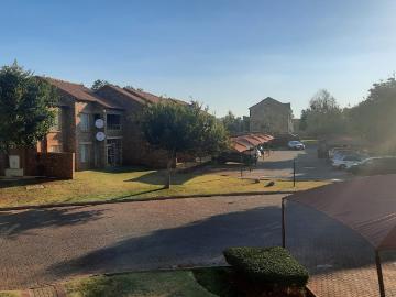 R3,850 pm 0.5 Bedroom Apartment To Let in Karenpark