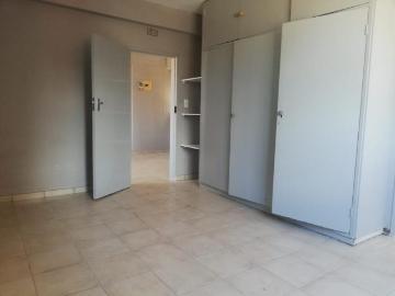 R3 300 | 1 Bedroom Apartment / Flat For Rent in Yeoville, Johannesburg