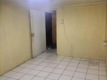 R3 300 | Bachelor Unit For Rent in Birchleigh North, Kempton Park