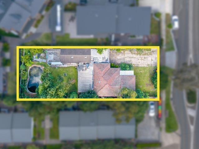 R3 Zoned Dual Living Gem With Duplex Potential