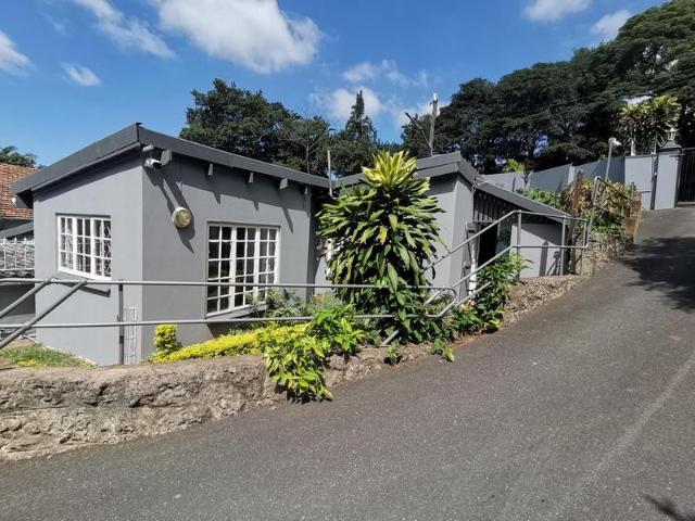 R9 000 | 2 Bedroom Apartment / Flat For Rent in Westville, Westville