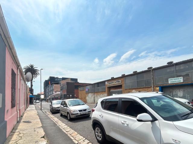R10 000 | 2 Bedroom Apartment / Flat For Rent in Woodstock, Cape Town