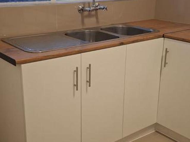 R10 000 | 2 Bedroom Apartment / Flat For Rent in Maitland, Cape Town