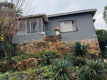 R10 000 | 3 Bedroom House For Rent in Kensington, Johannesburg