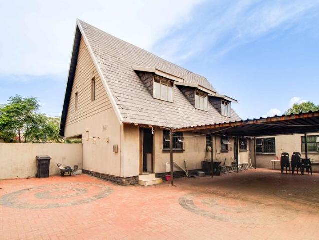 R10 500 | 4 Bedroom House For Rent in Riverlea, Johannesburg