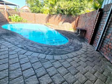 R11,300 pm 2 Bedroom Freestanding To Let in Birdswood