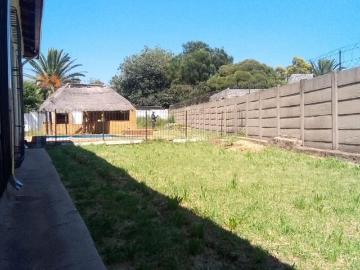 R12 300 | 4 Bedroom House For Rent in Bonanne, Vanderbijlpark