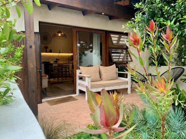 R13,000 pm 1 Bedroom Apartment To Let in Westcliff
