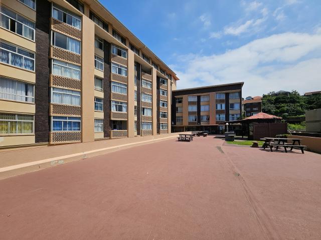 R13,500 pm 2 Bedroom Apartment To Let in Amanzimtoti