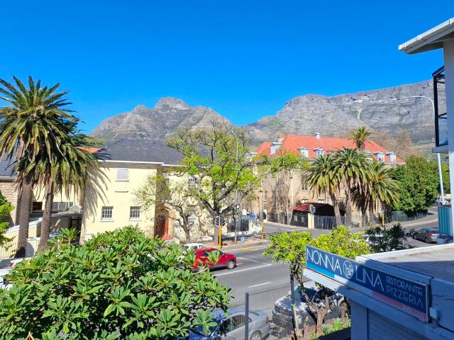 R13 500 | 0.5 Bedroom Apartment / Flat For Rent in Gardens, Cape Town