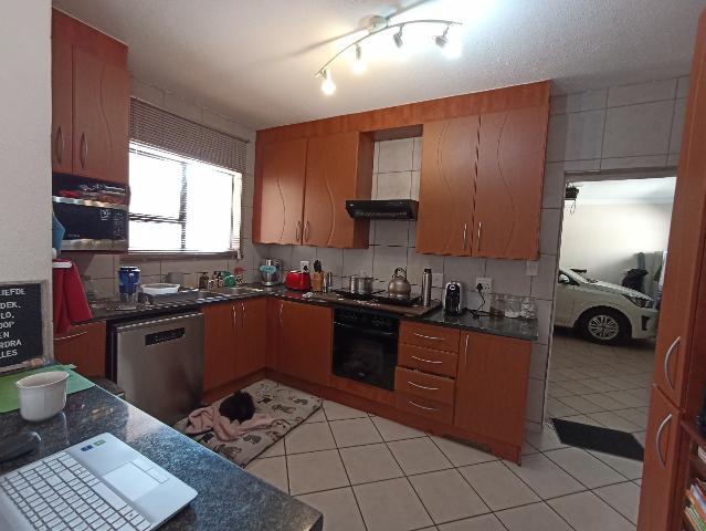 R13 600 | 3 Bedroom Townhouse For Rent in Mantevrede, Vanderbijlpark