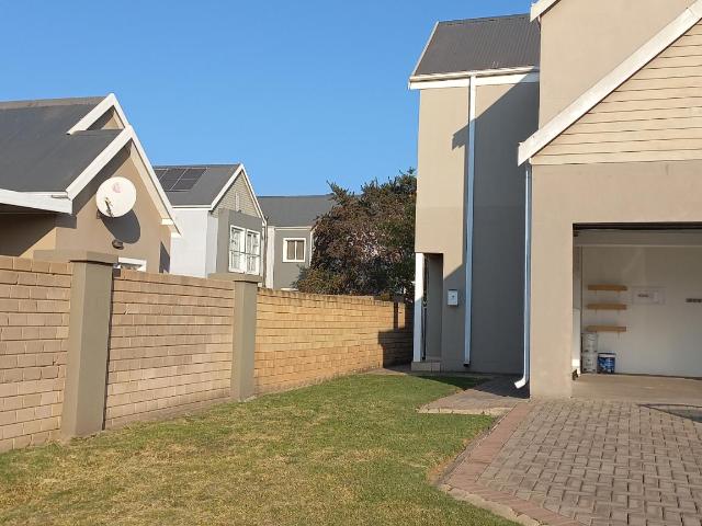 R14 000 | 3 Bedroom House For Rent in Riverspray Lifestyle Estate, Vereeniging