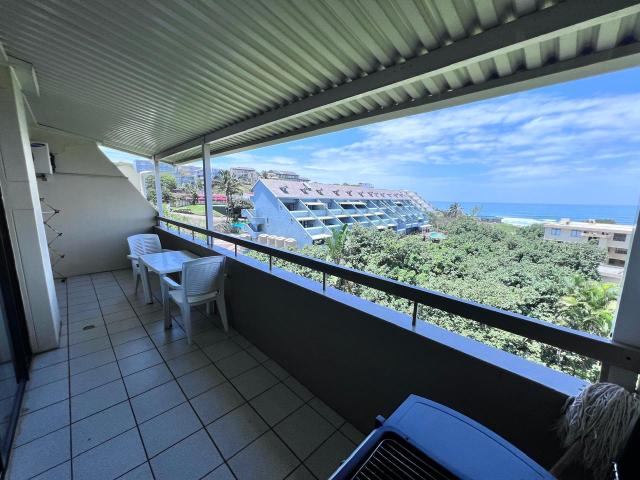 R13 650 | 3 Bedroom Apartment / Flat For Rent in Manaba Beach, Uvongo