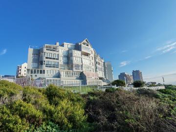 R14,250 pm 3 Bedroom Sectional Title To Let in Diaz Beach