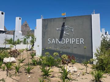 R14,500 pm 2 Bedroom Townhouse To Let in Laguna