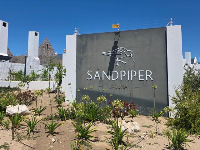R14,500 pm 2 Bedroom Townhouse To Let in Laguna