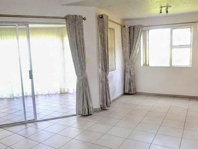 R15 000 | 3 Bedroom Townhouse For Rent in Bedfordview, Bedfordview